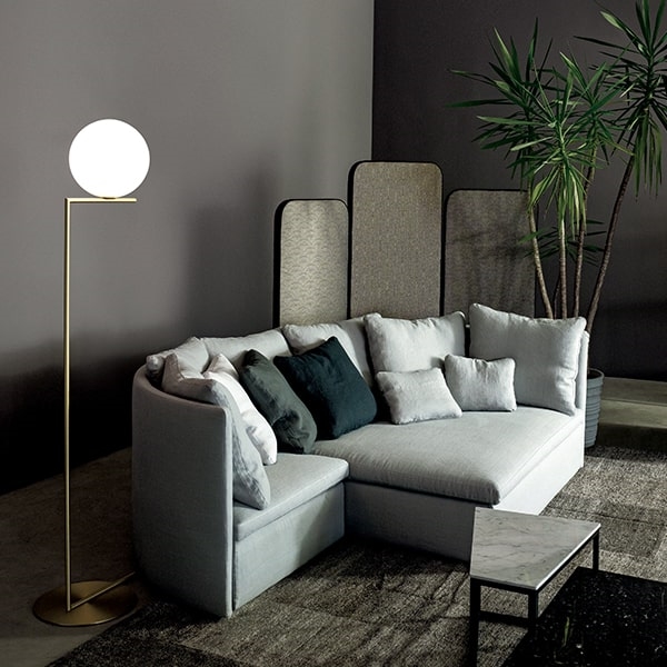 FLos IC F1 Brass lifestyle